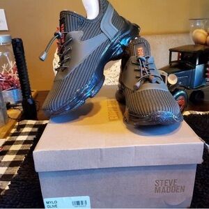 Steve Madden Olive Sneakers for Men